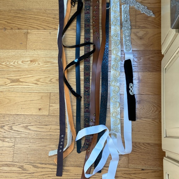 Belt Bundle 12 belts cloth leather vegan - Picture 1 of 3
